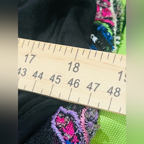 GUESS women’s dress All embroidered beautiful dress size XL stretchy fabric - Picture 8 of 9